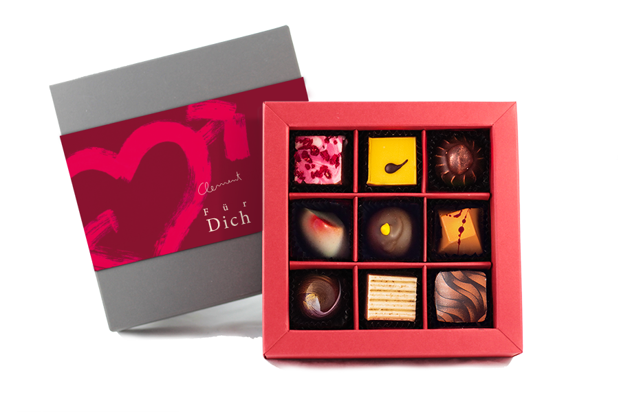 
                      
                        9 Pralinen – Mischung Classic - Clement Chococult
                      
                    